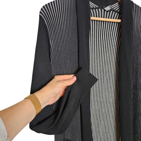 Lapis Womens Long Black White Accordian Pleated Boho Cardigan Sweater Size L - Picture 4 of 12